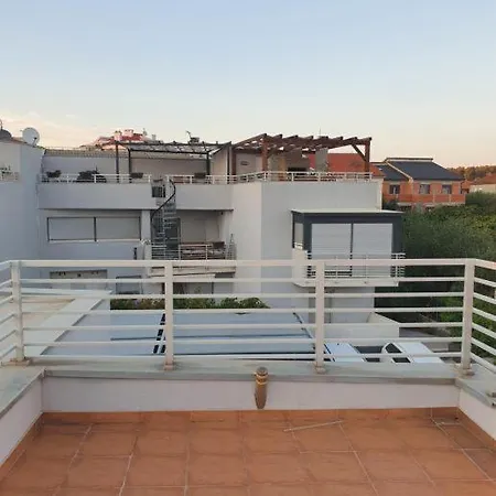 Hermes Apartment *
